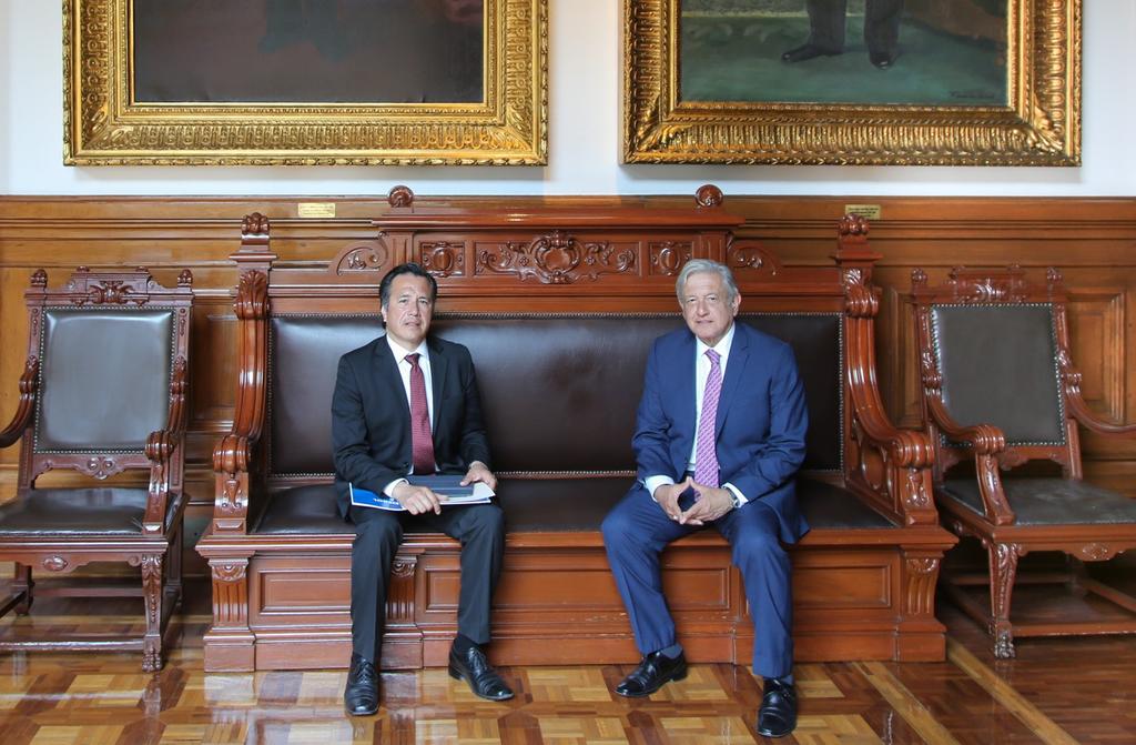 Se reúne AMLO con gobernador de Veracruz; alista gira por la entidad