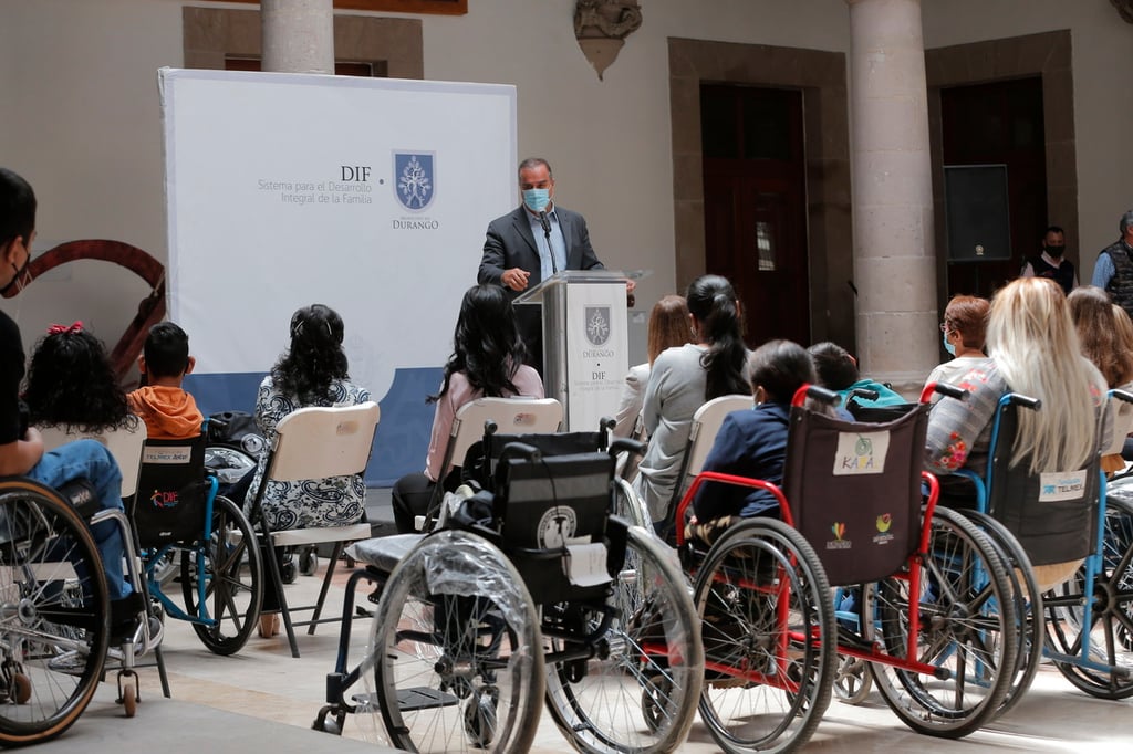 Mejoran la movilidad de personas con discapacidad