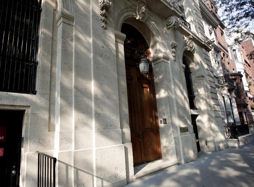 Exejecutivo bancario compra mansión de Epstein por 51 mdd en Nueva York