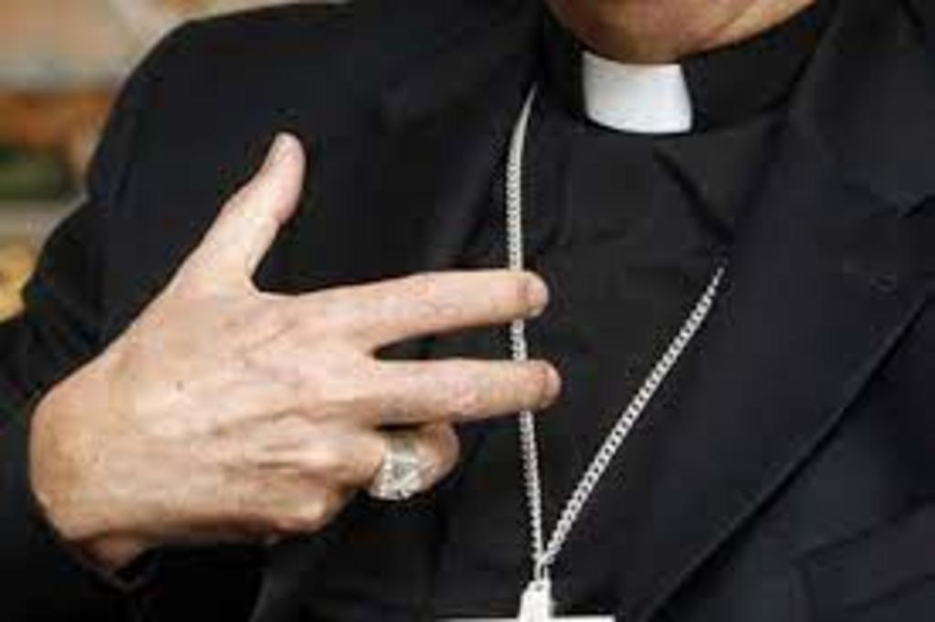 Defiende cardenal documento sobre uniones homosexuales