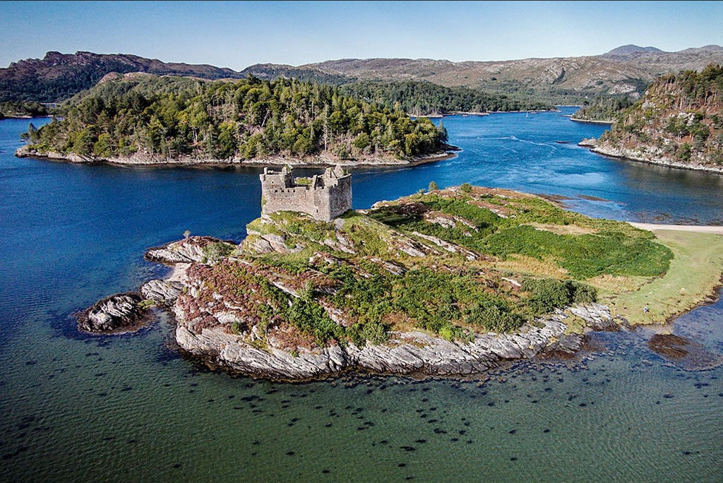 Ponen a la venta una isla entera deshabitada en Escocia