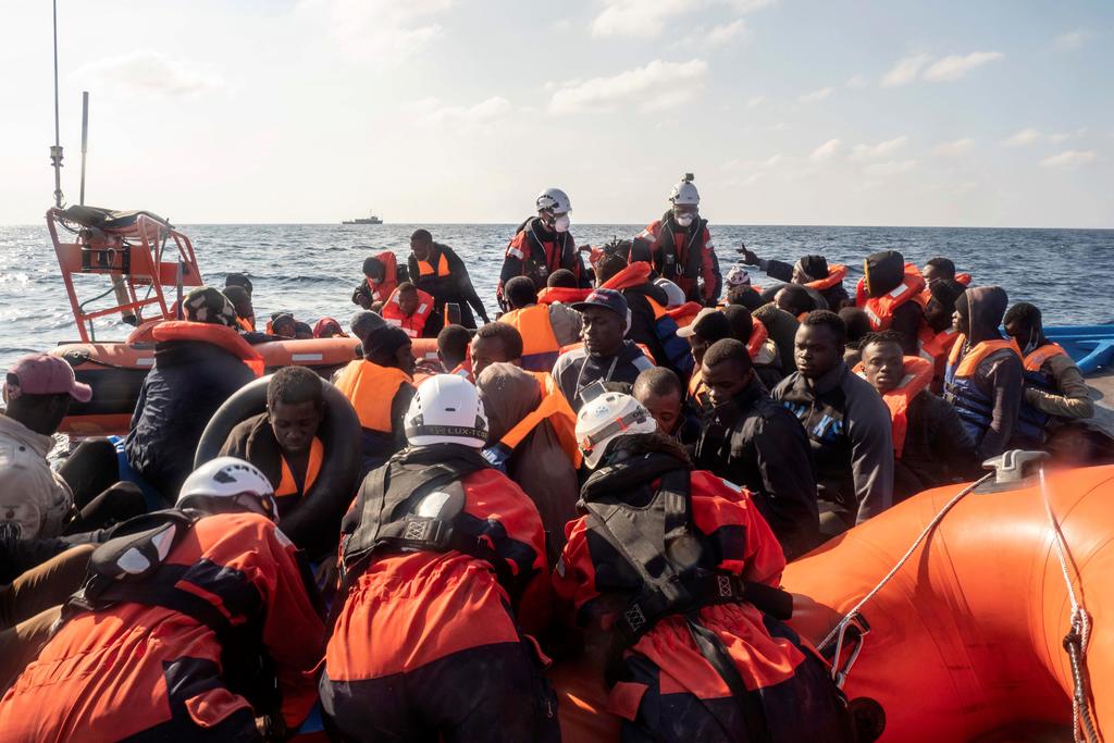 Piden a UE repartir carga de migrantes