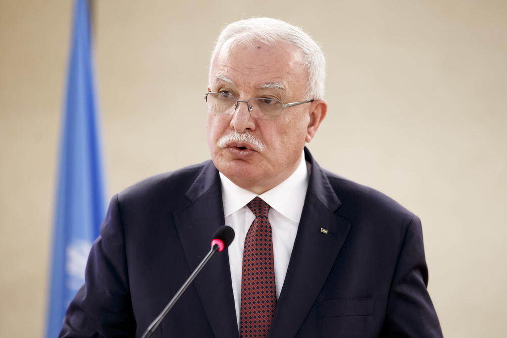 Revoca Israel permiso de viaje de ministro palestino tras su visita a la CPI