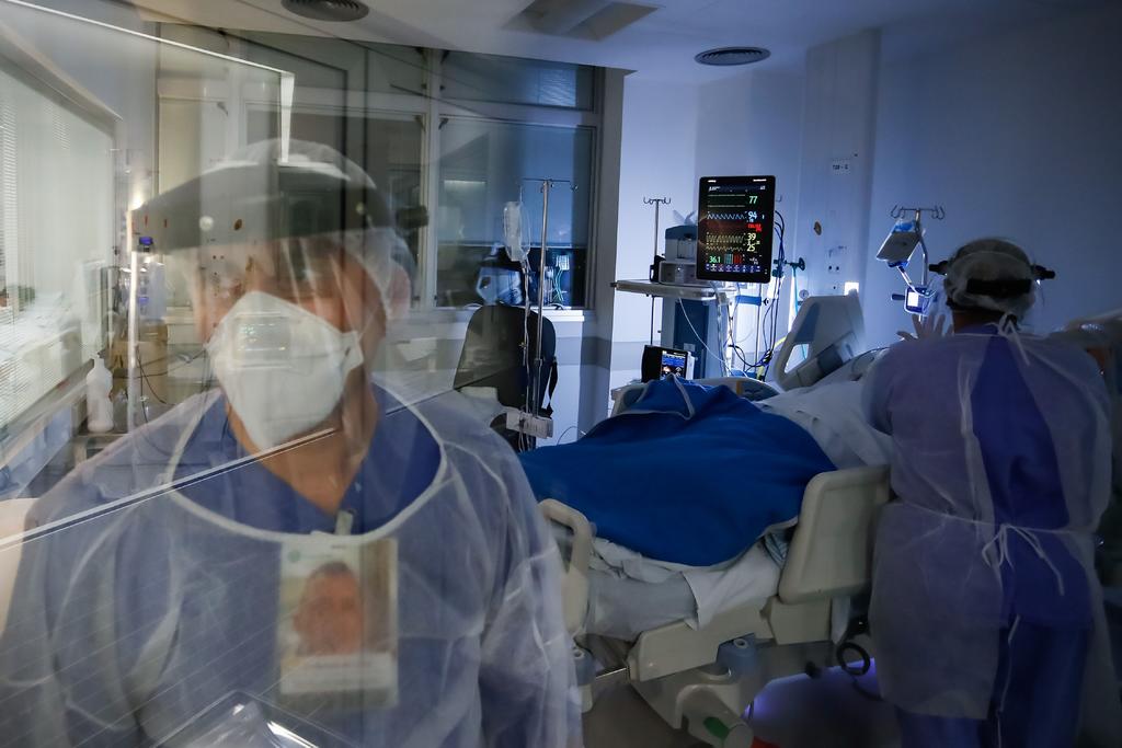 Pide Brasil auxilio ante escasez de insumos para intubar pacientes COVID