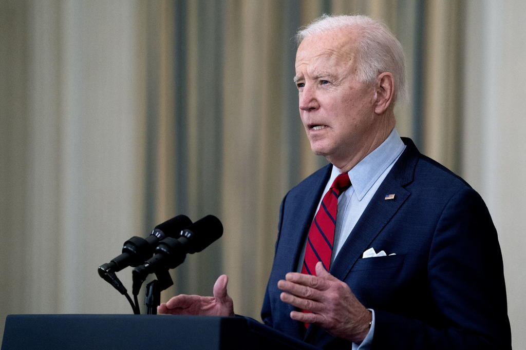 Pide Biden prohibir armas de asalto en EUA tras tiroteo de Colorado