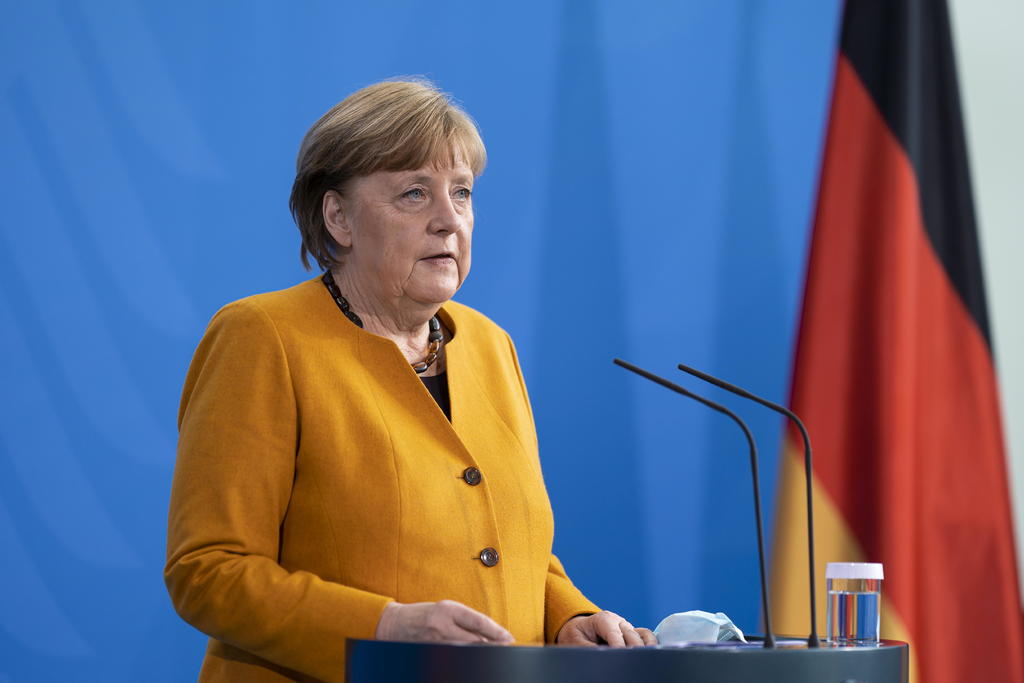 Merkel da marcha atrás a restricciones de Semana Santa y pide perdón por su error