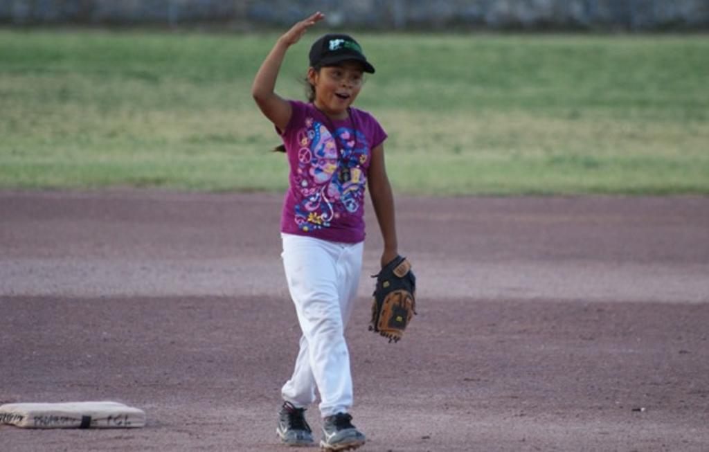 Invitan en La Laguna a iniciarse en softbol femenil