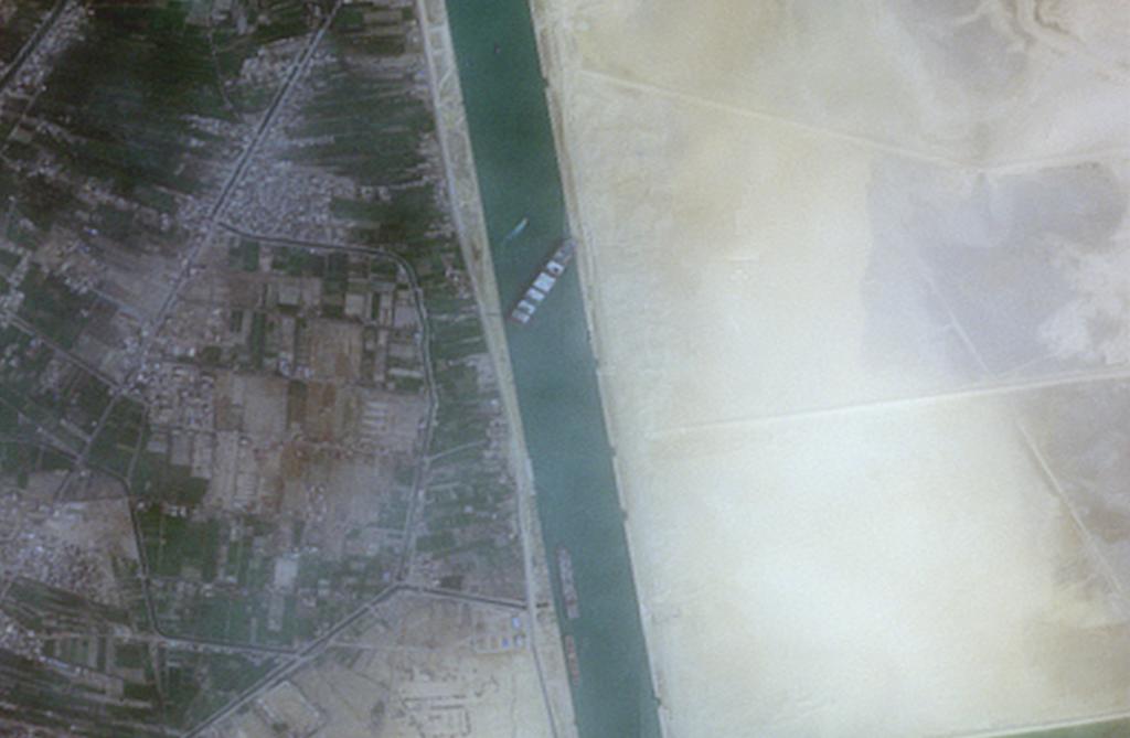 ¿Por qué importa el bloqueo del canal de Suez?