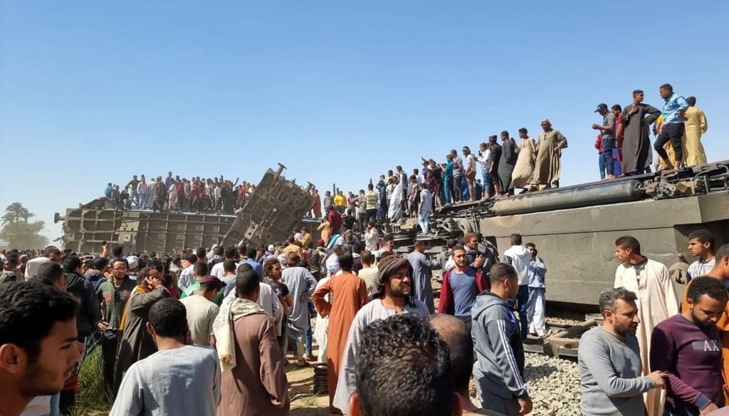 Accidente ferroviario en Egipto deja saldo de 32 muertos