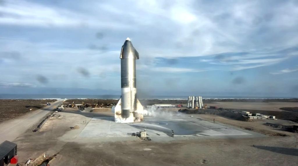 Cohete nuevo de SpaceX explota antes del aterrizaje