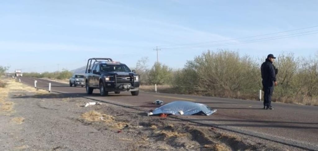 Localizan cadáver a orilla de carretera en Gómez Palacio