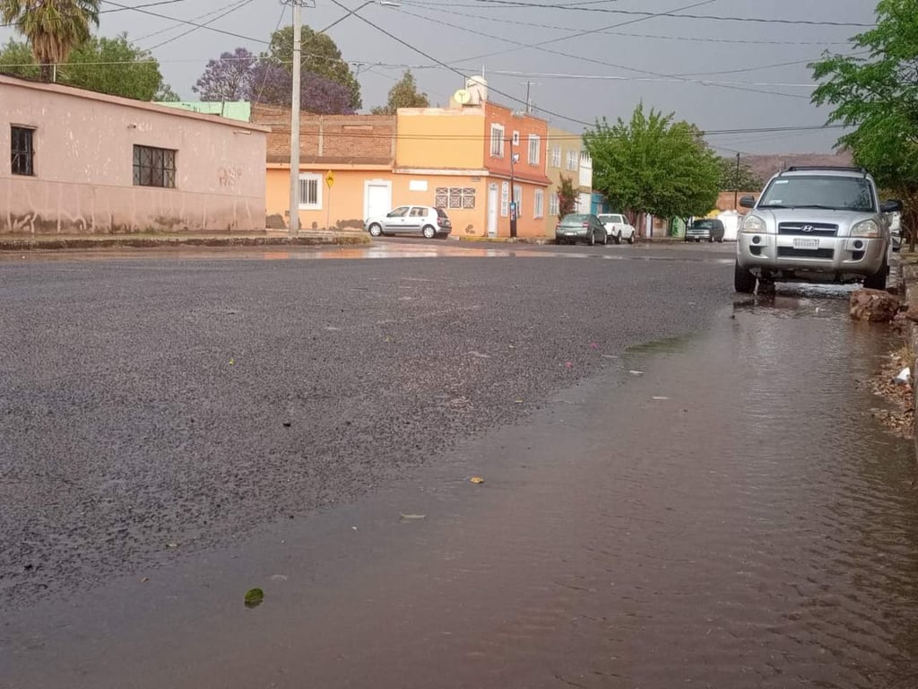 Llueve en Durango Capital, después de siete meses y medio