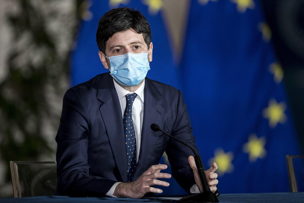Amenazan de muerte al ministro de Salud de Italia por cuarentenas