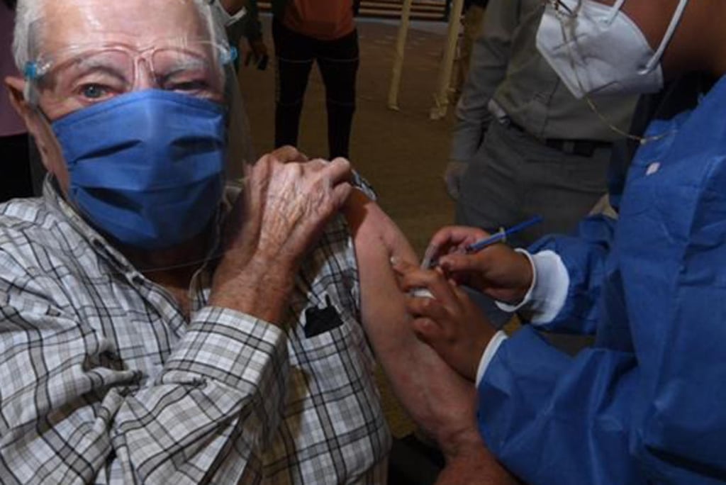Arranca vacunación anti Covid-19 en el municipio de Durango