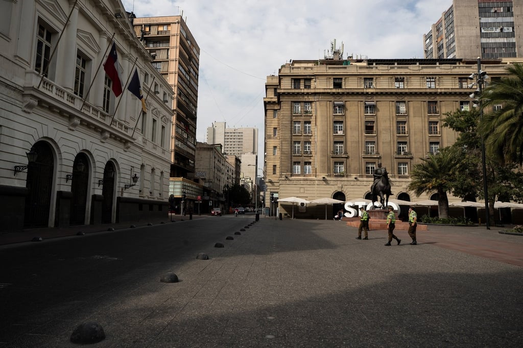 Chile aplaza a mayo sus elecciones