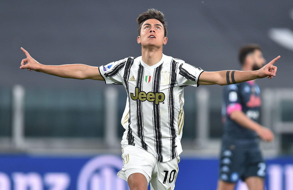 Juventus vence a Napoli con goles de Cristiano y Dybala
