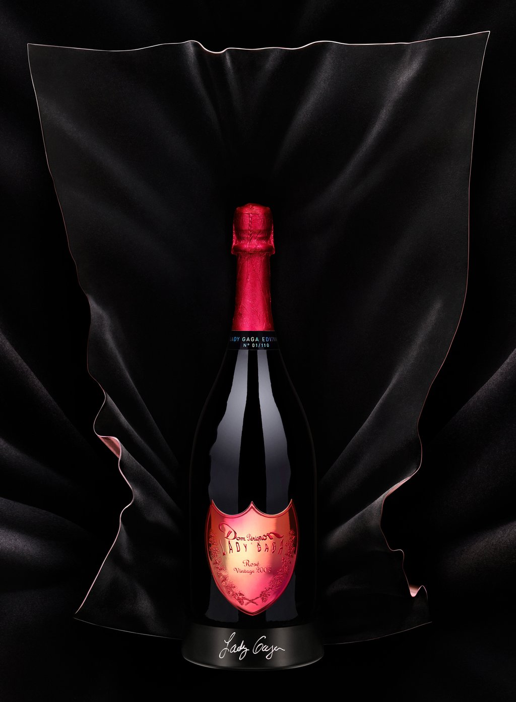 Lady Gaga se viste de Champagne con Dom Pérignon