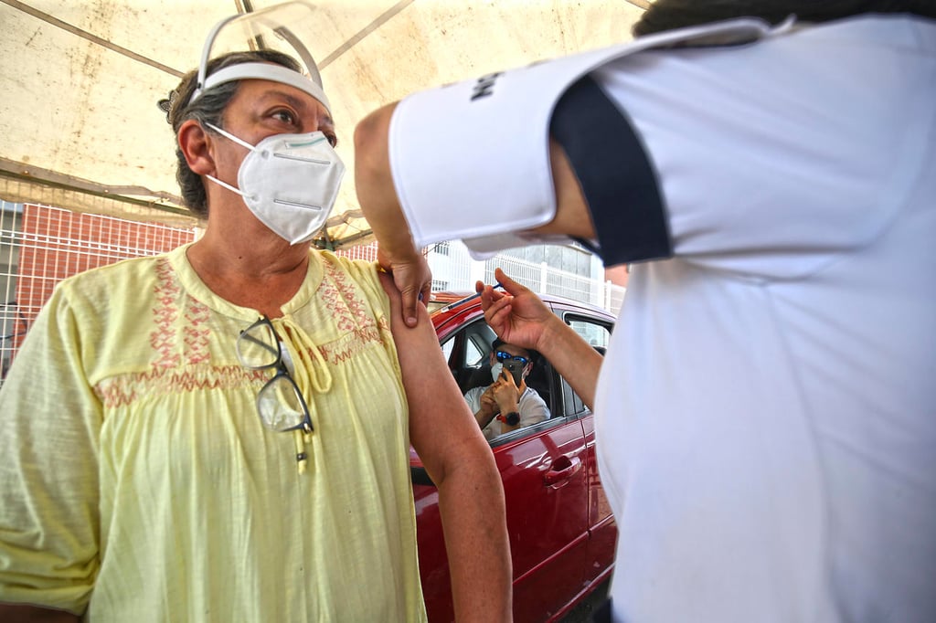 Aplicarán vacuna Cansino a adultos mayores de cinco municipios de Durango