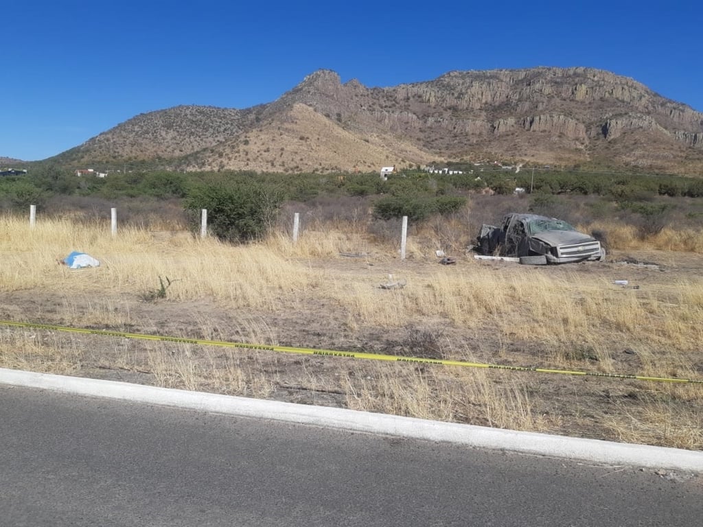 Trágica muerte encontró un joven en la carretera Durango-Parral