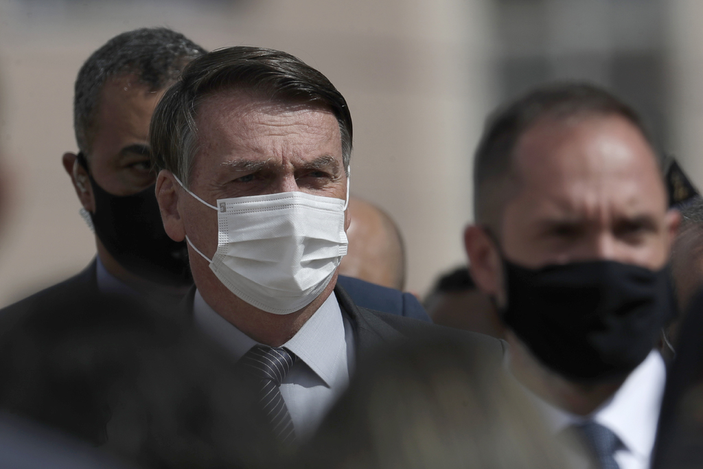 Indagarán a Bolsonaro por crisis sanitaria
