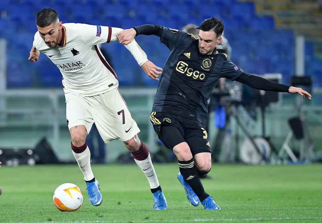 Roma frustra remontada del Ajax y va a semifinales de Europa League