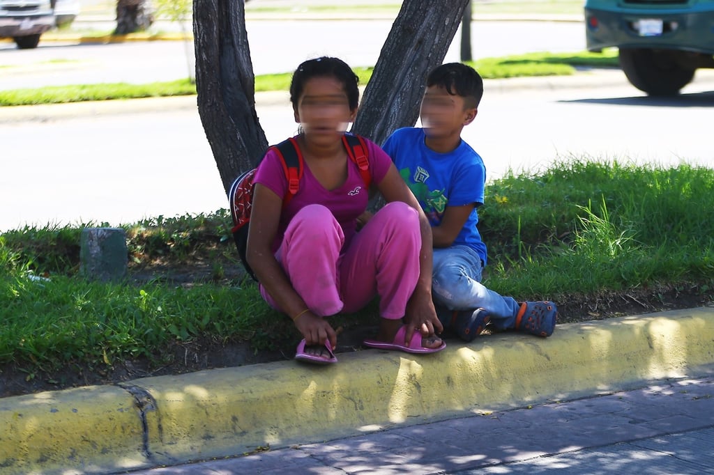 Retiran de la calle entre 10 y 14 niños que piden dinero