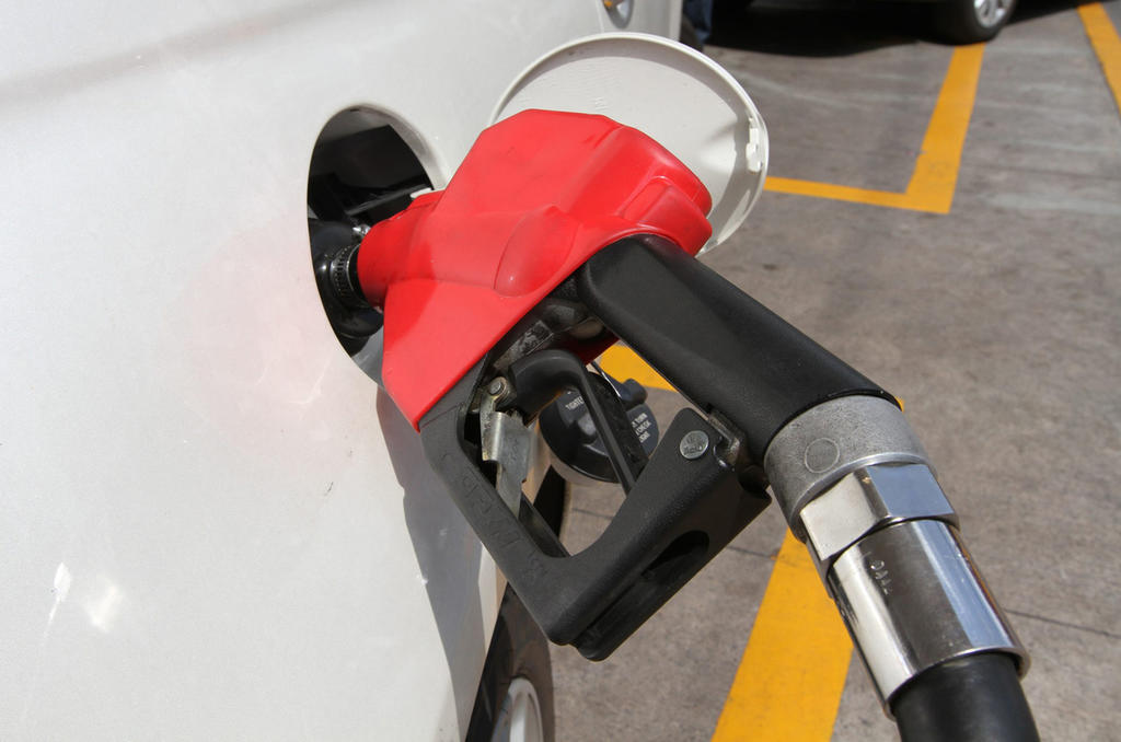 Hacienda deja nuevamente a gasolina Premium sin subsidio