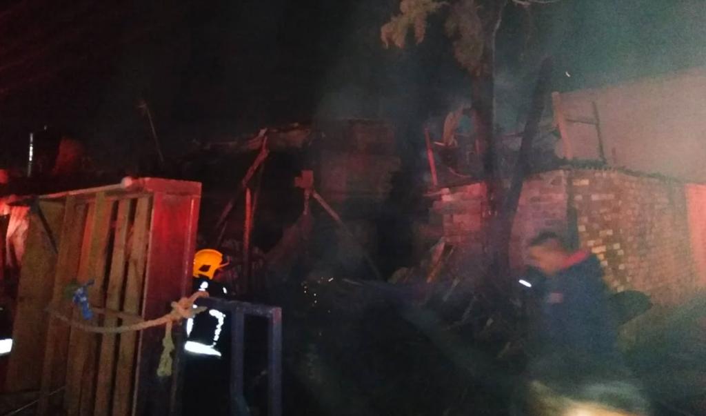 Incendio en Chalco deja 3 muertos y 4 heridos