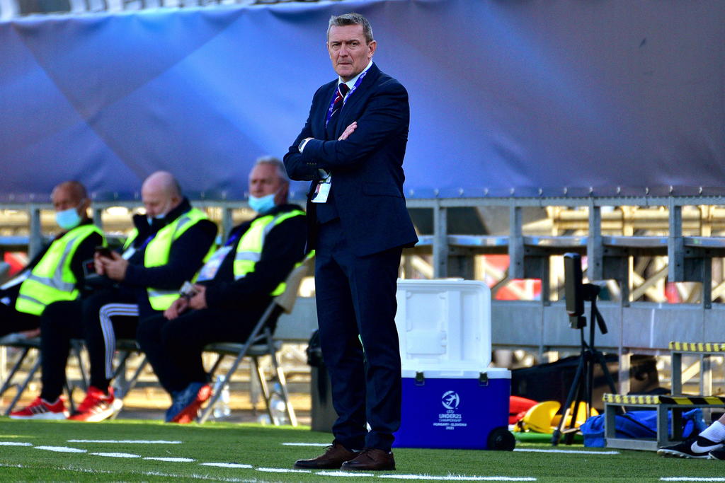 Tras fracaso en Eurocopa, renuncia técnico de Selección de Inglaterra sub 21