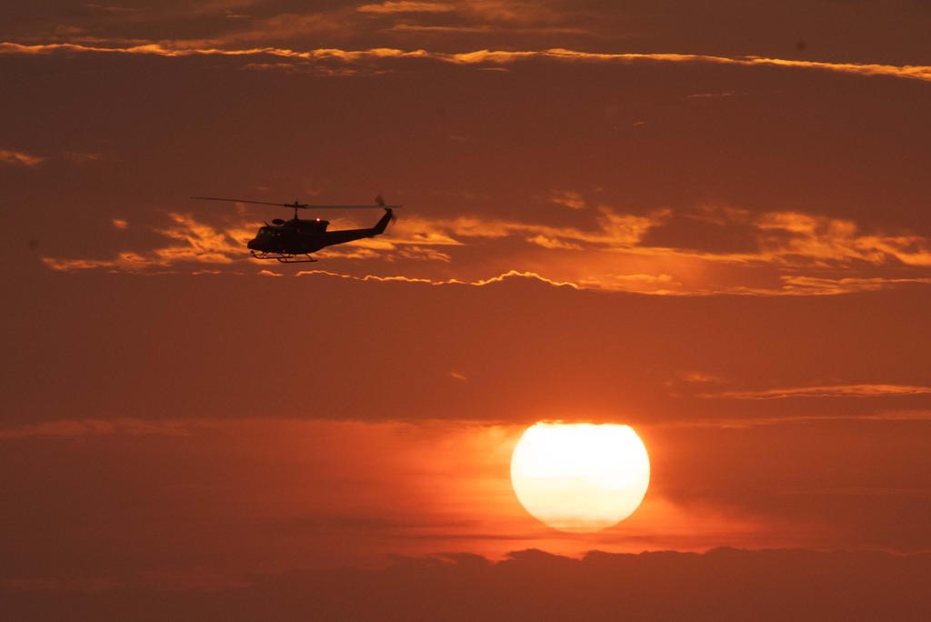Mueren al menos cinco militares al caer helicóptero en Perú
