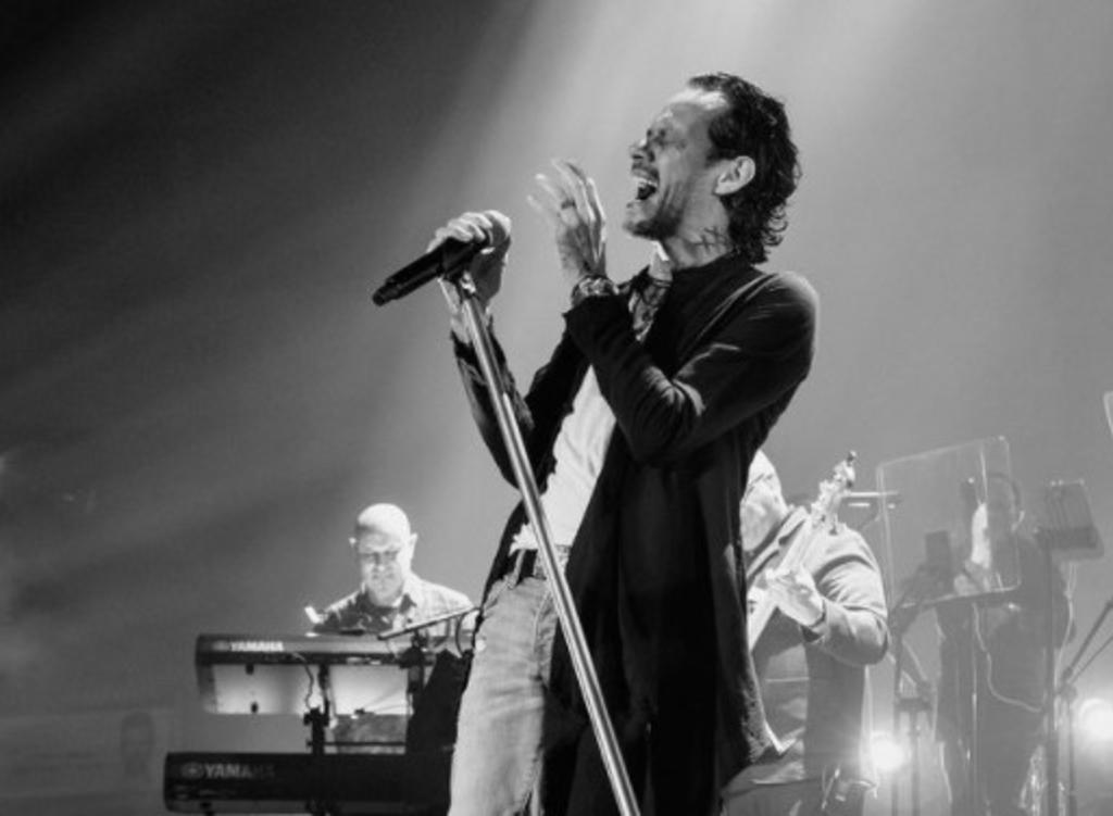 Marc Anthony se disculpa con sus fans tras 'catastrófico' concierto virtual
