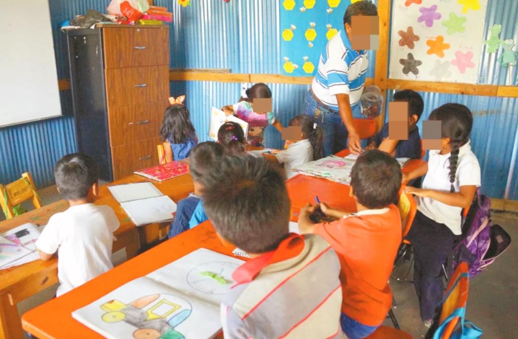 Inician clases presenciales 'escalonadas' en primarias de Campeche