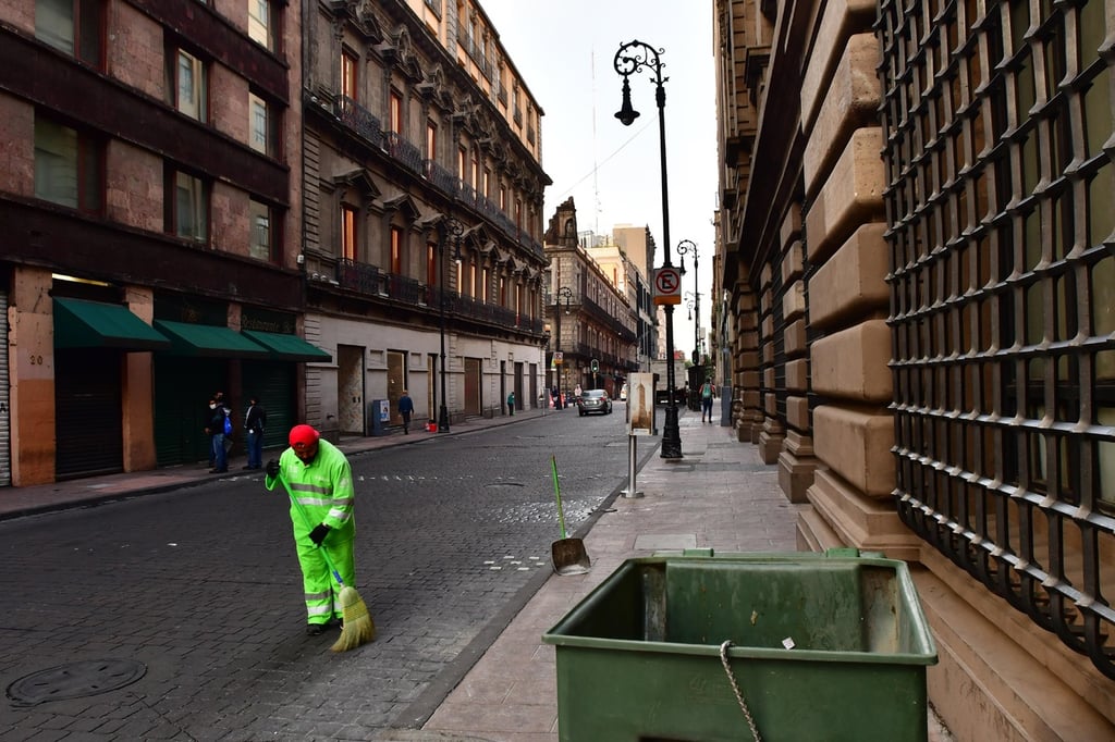 Economía cayó 2.1% en marzo