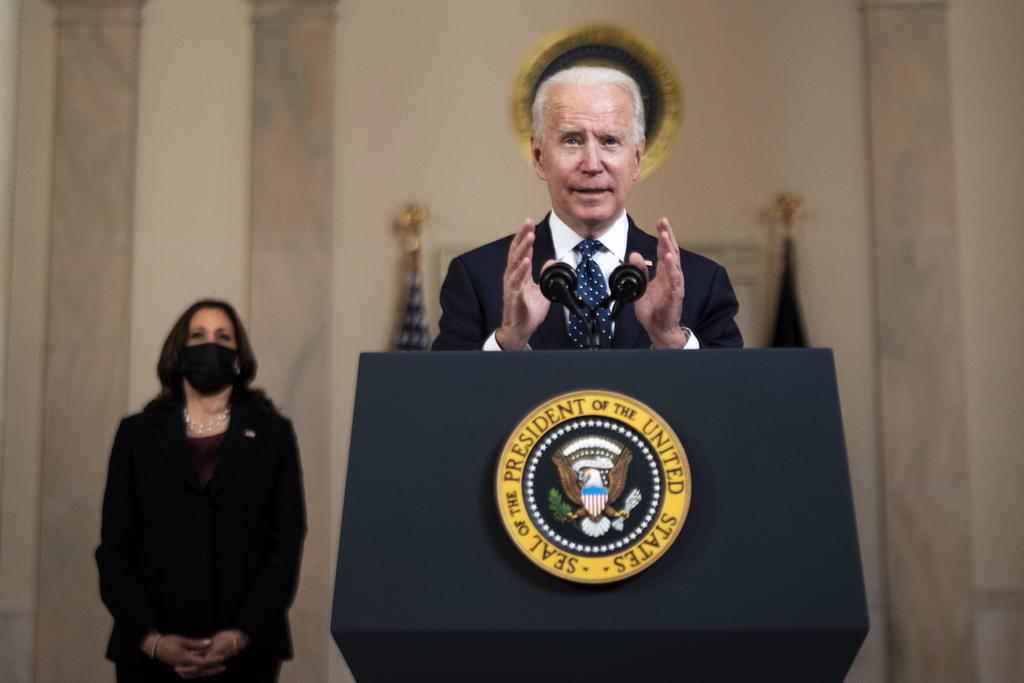 Biden ve caso de Floyd como 'un momento de cambio significativo' para reformar EUA
