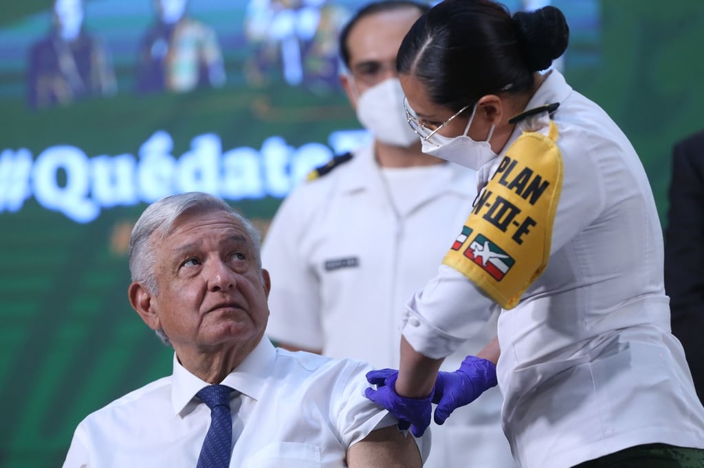 López Obrador es inmunizado con AstraZeneca