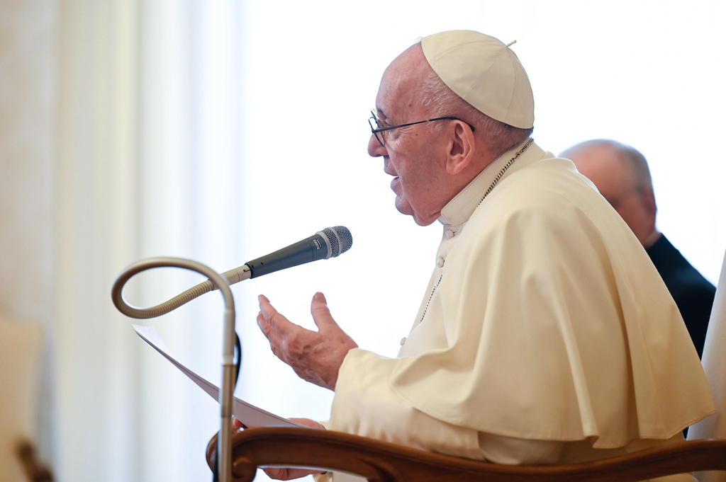 Papa Francisco pide a Cumbre Iberoamericana una vacunación extensiva