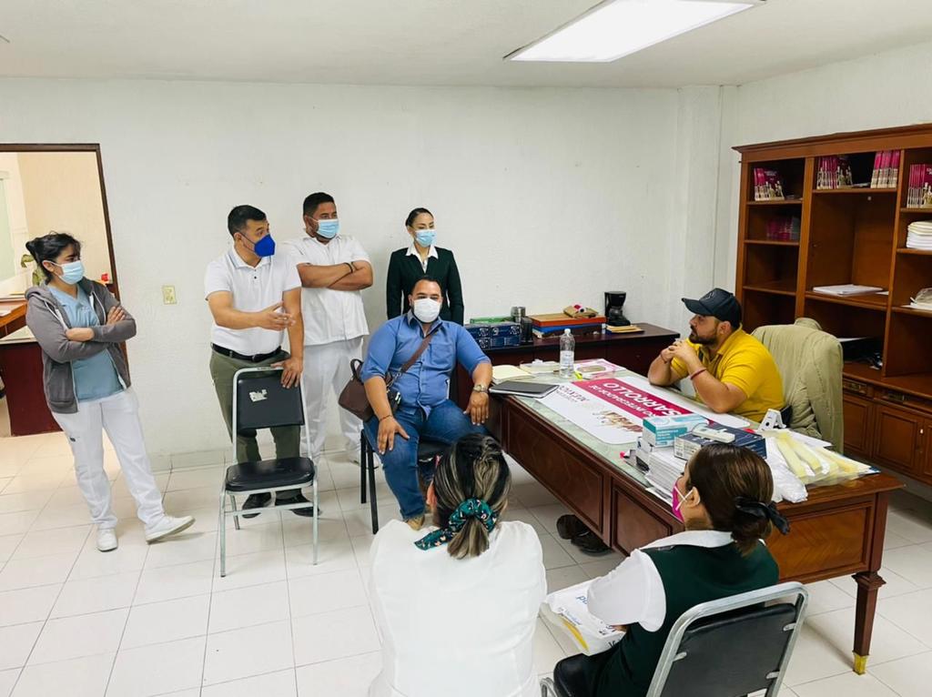 Trabajadores del IMSS en Gómez Palacio podrían recibir dosis antiCOVID este fin de semana