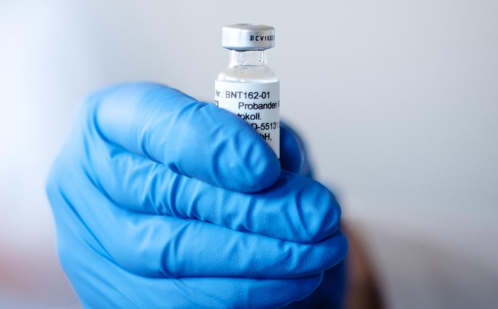 'Casos aislados', venta de falsas vacunas antiCOVID, dice AMLO