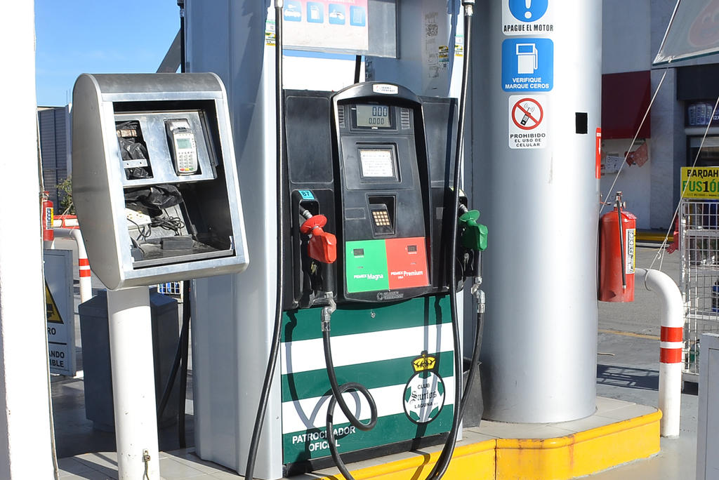 Gasolina Premium suma una semana mas sin subsidio