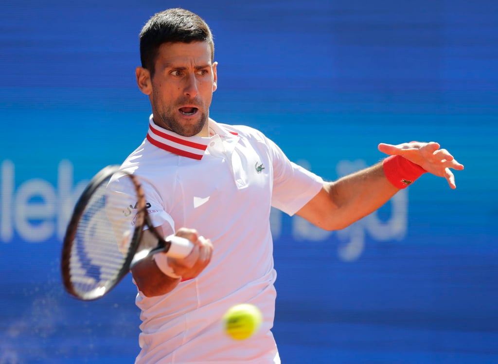 Djokovic avanza a la semifinal del ATP 250