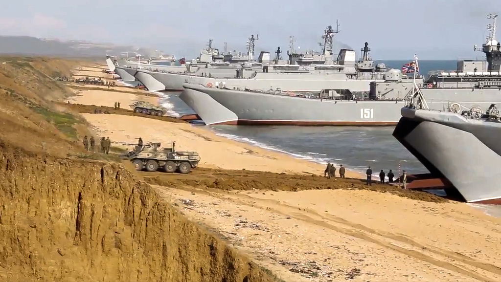 Rusia cierra sectores del mar Negro