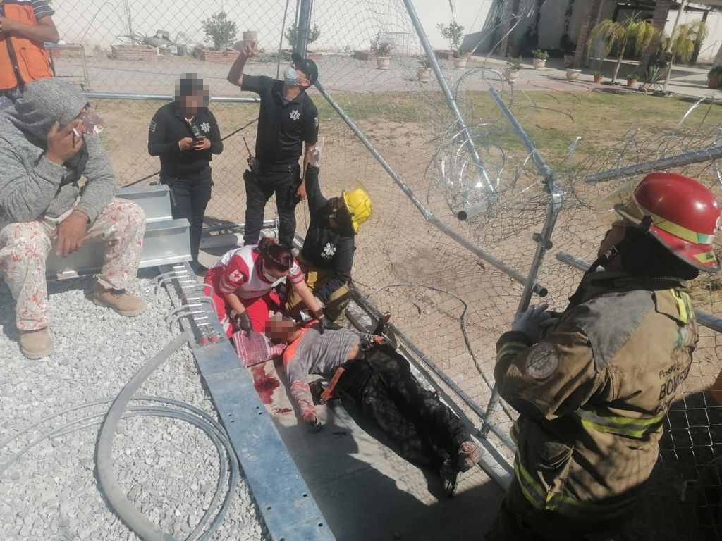 Cae trabajador de lo alto de una antena en ejido de Gómez Palacio