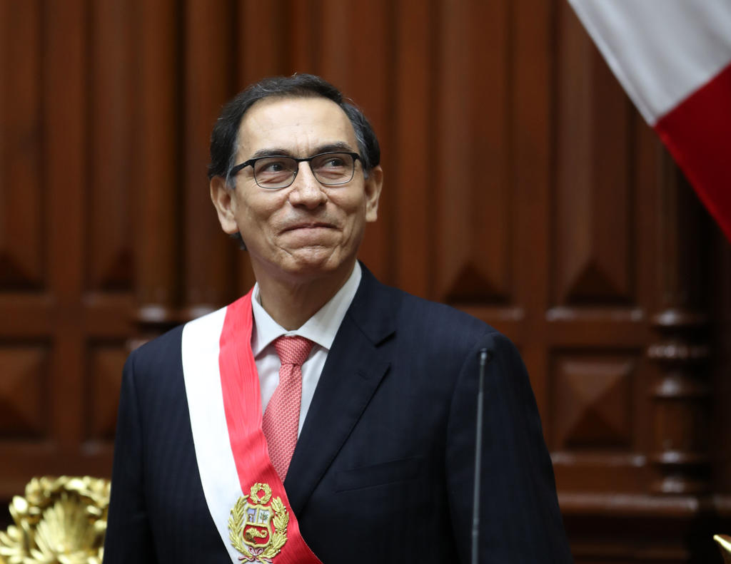 Da positivo a COVID Martín Vizcarra, expresidente del Perú