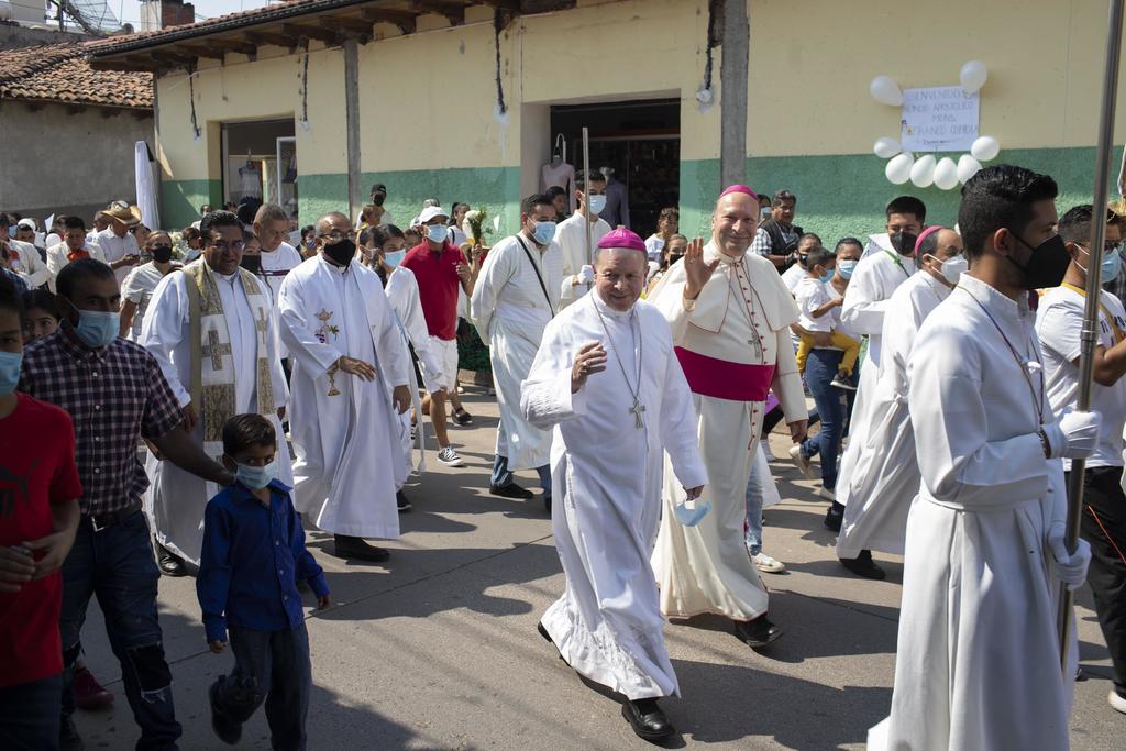 Pide Arquidiócesis 'no echar en saco roto' visita a Aguililla de nuncio apostólico