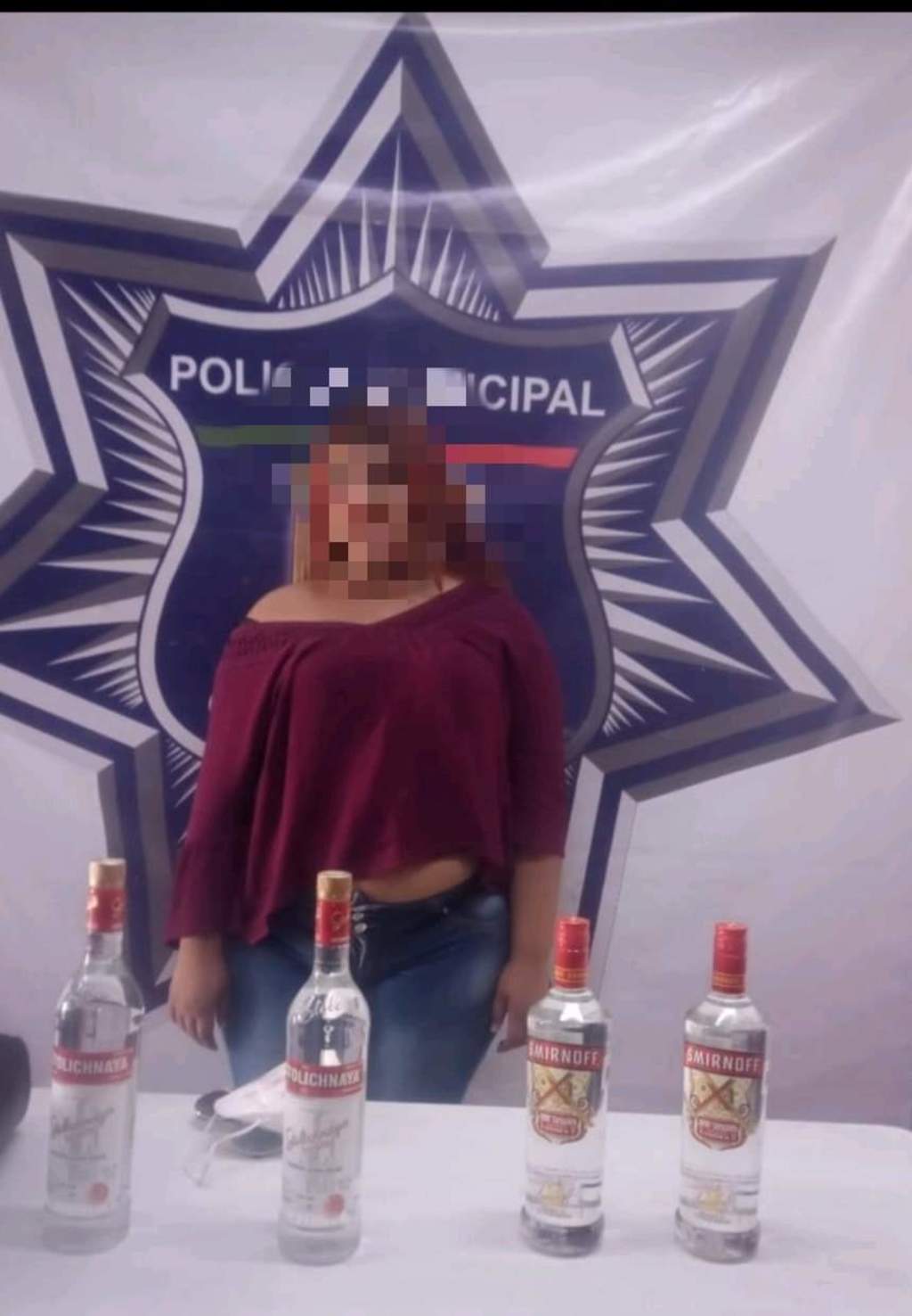 Arrestan a menor en Gómez Palacio por robar botellas de licor