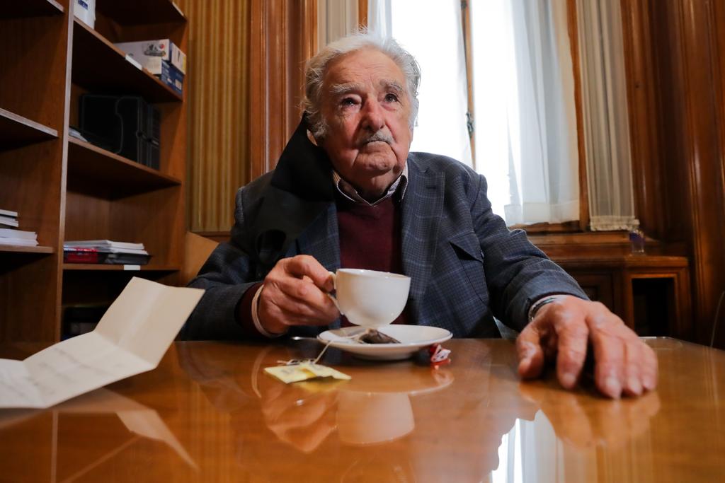 Tras endoscopia, José Mujica evoluciona bien en primera noche en casa