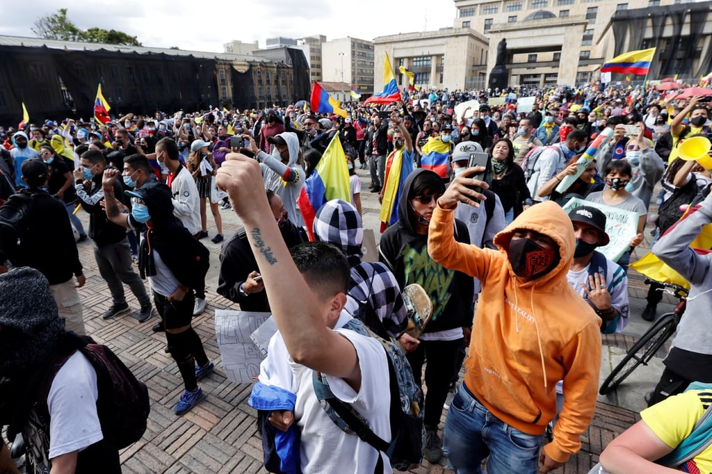 Colombianos vuelven a tomar las calles en un nuevo paro
