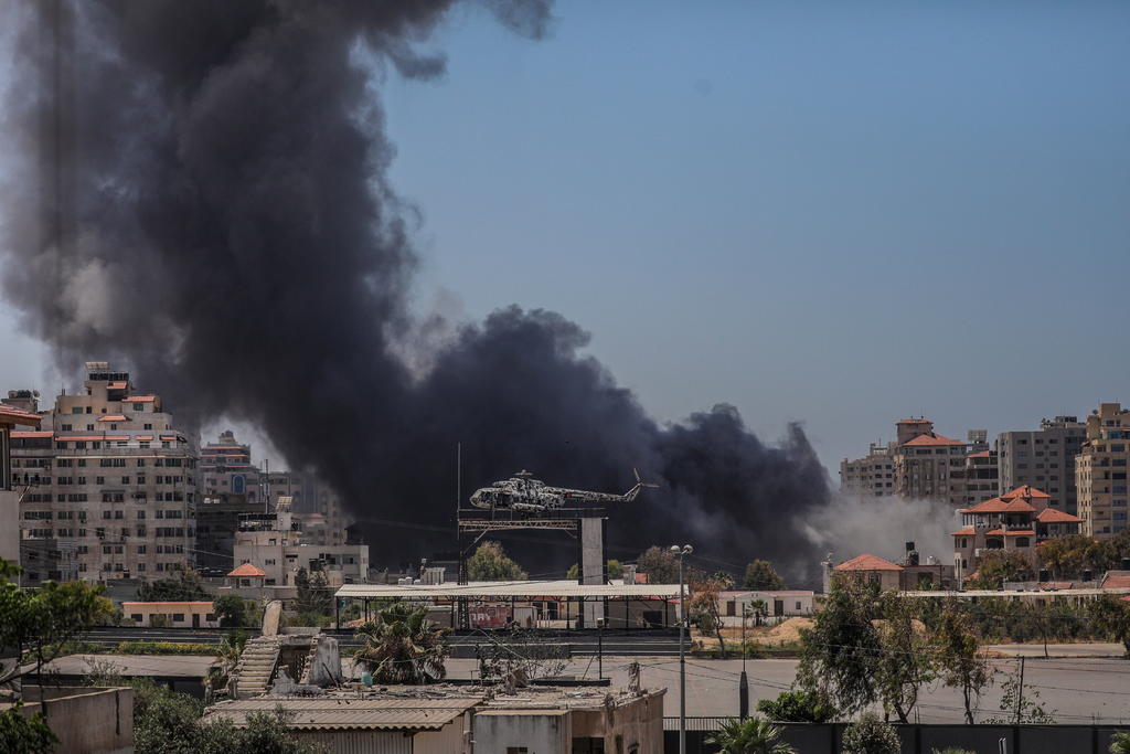 Hamás dispara misil hacia aeropuerto en el sur del país