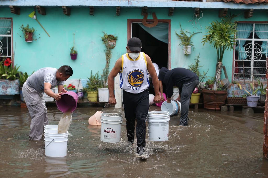 Inundaciones en Valle de México tras lluvias