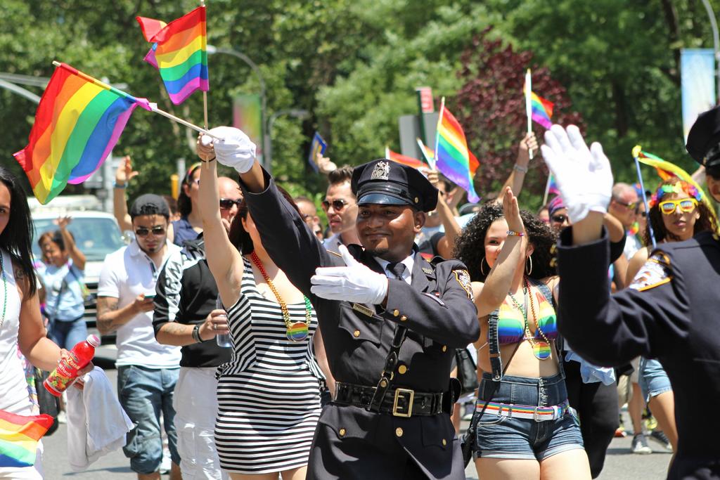 Vetan a policías de eventos del Orgullo Gay en Nueva York